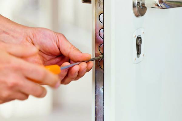 замена сердцевины замка