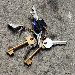 Потеряли ключи от квартиры Что делать