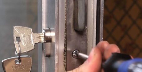 Ремонт дверных замков в Витебске