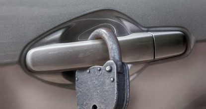 Не открывается дверь автомобиля в Могилеве